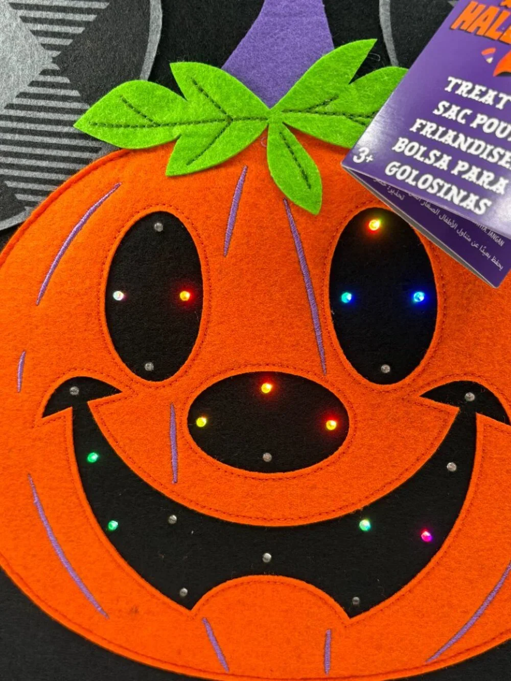 Disney Mickey Mouse Jack-o'-Lantern *LIGHT UP* Halloween Exclusive Treat Bag